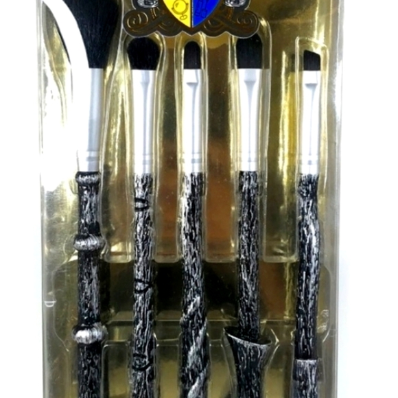 Harry Potter Magic Wizard Wand Makeup Brush set - Picture 2 of 3